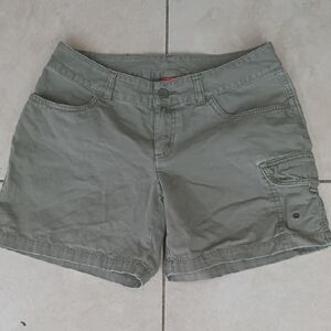 The North Face Women's Olive Cargo Shorts